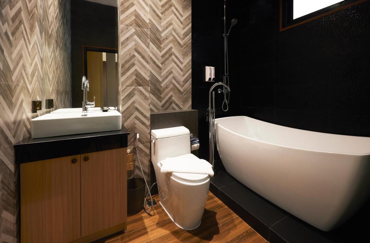 Deluxe Double Room with Bath
